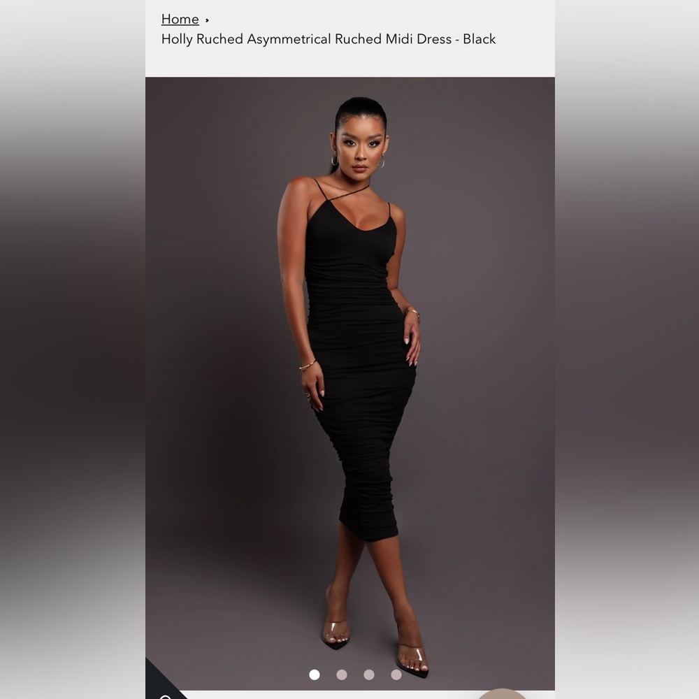 BRAND NEW ruched bodycon dress